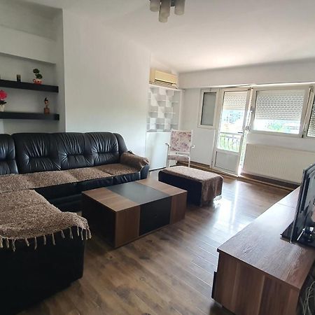 Spacious Apartment 스코페 외부 사진